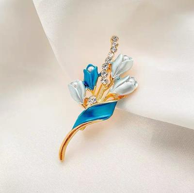 High End Diamond Inlaid Brooch, Women's High-end Feel, Chest Flower, Multifunctional Clothing Accessories