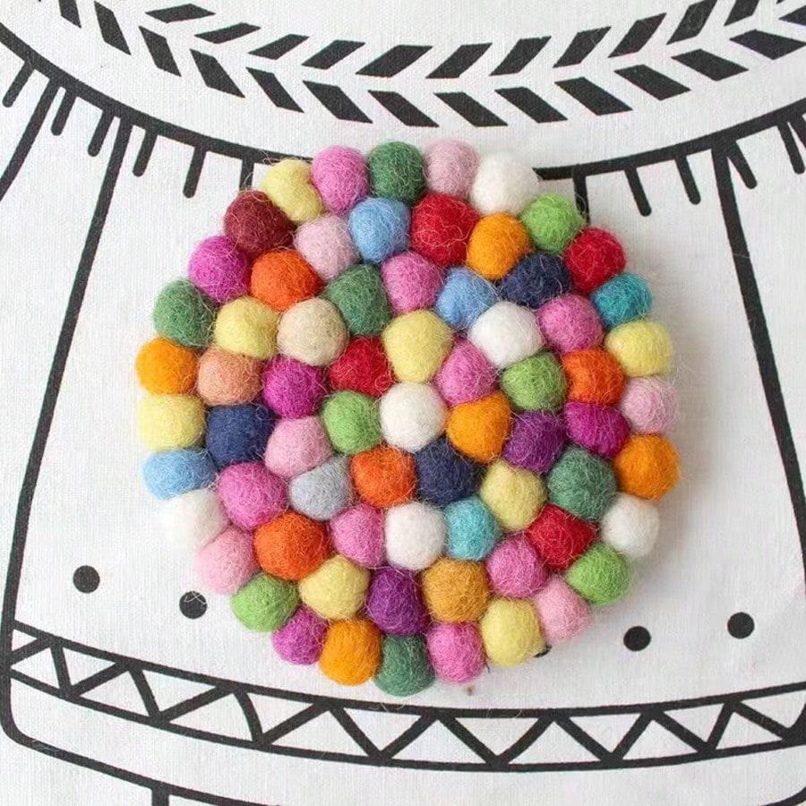 1 PC Handmade Wool Felt Colorful Ball - Featured Stunning Coasters: Heat - Insulating And Stylish Table Accessories