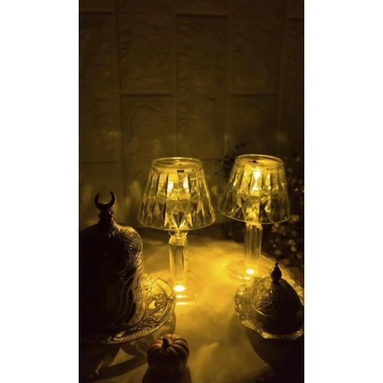 

2 li Kristal Elmas Led Masa Lambası Pilli Projeksiyon Mini Şeffaf Abajur Küçük Boy 12 Cm
