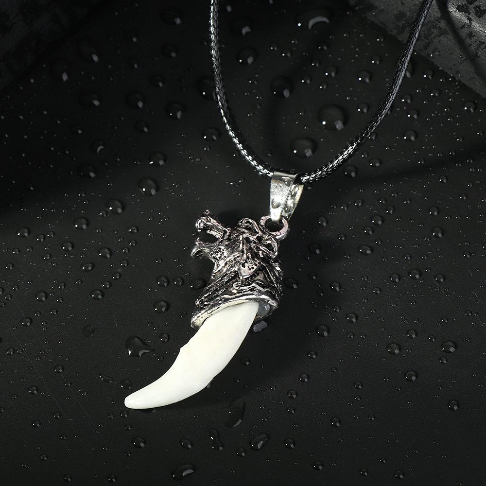 Punk Jewelry Amulet Necklace Spike Men Wolf Tooth