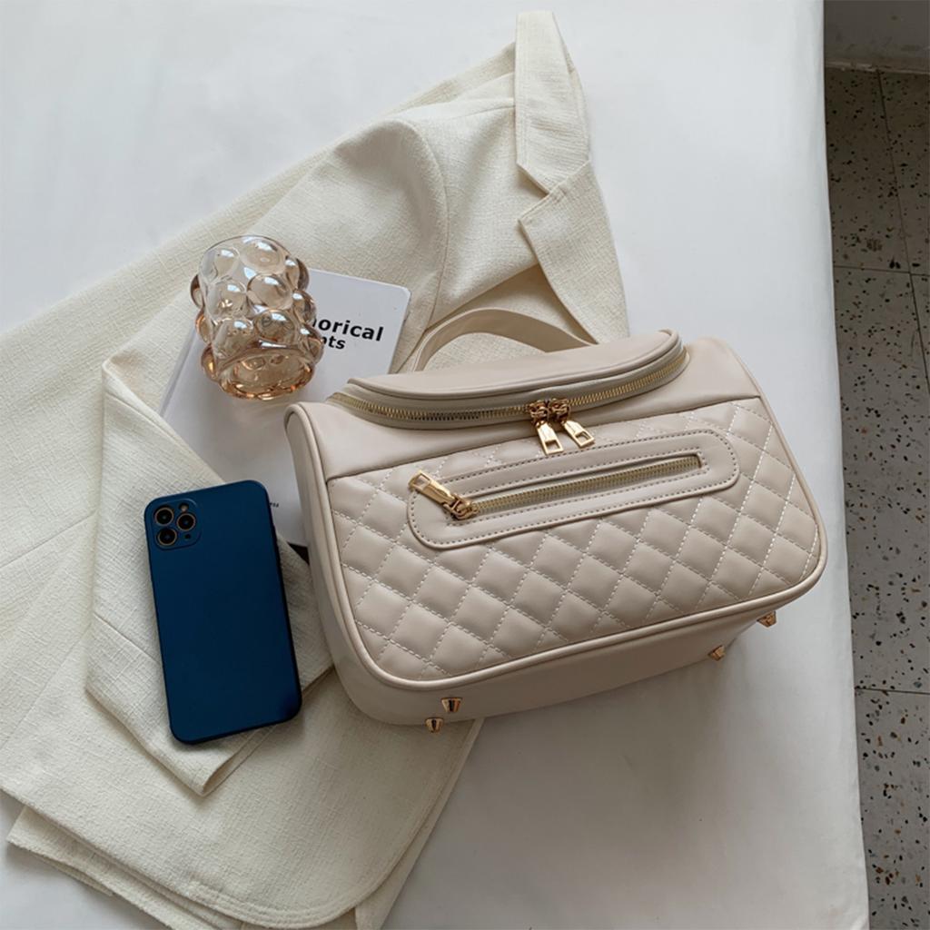Women Chic Quilted Handbag Spacious Pu Makeup Bag With Organized Storage And Smooth Zip For Daily Essentials Storage Bag