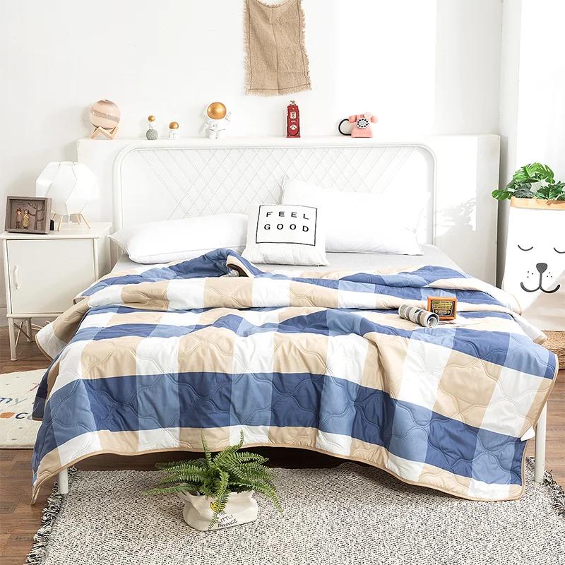 Factory Price Silk Blanket Silky Cooling Thin Quilt Summer Blanket Can  Machine-wash Single/Queen/King Size
