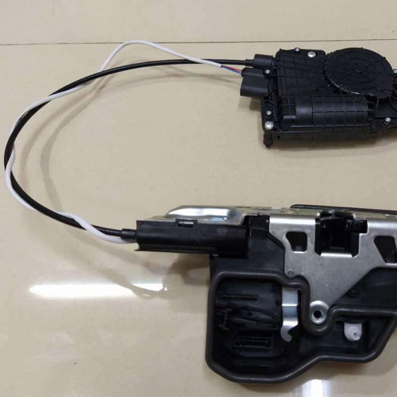 BMW F10/F11 Left Front Door Central Locking Actuator (Side Door Lock 51217148475)