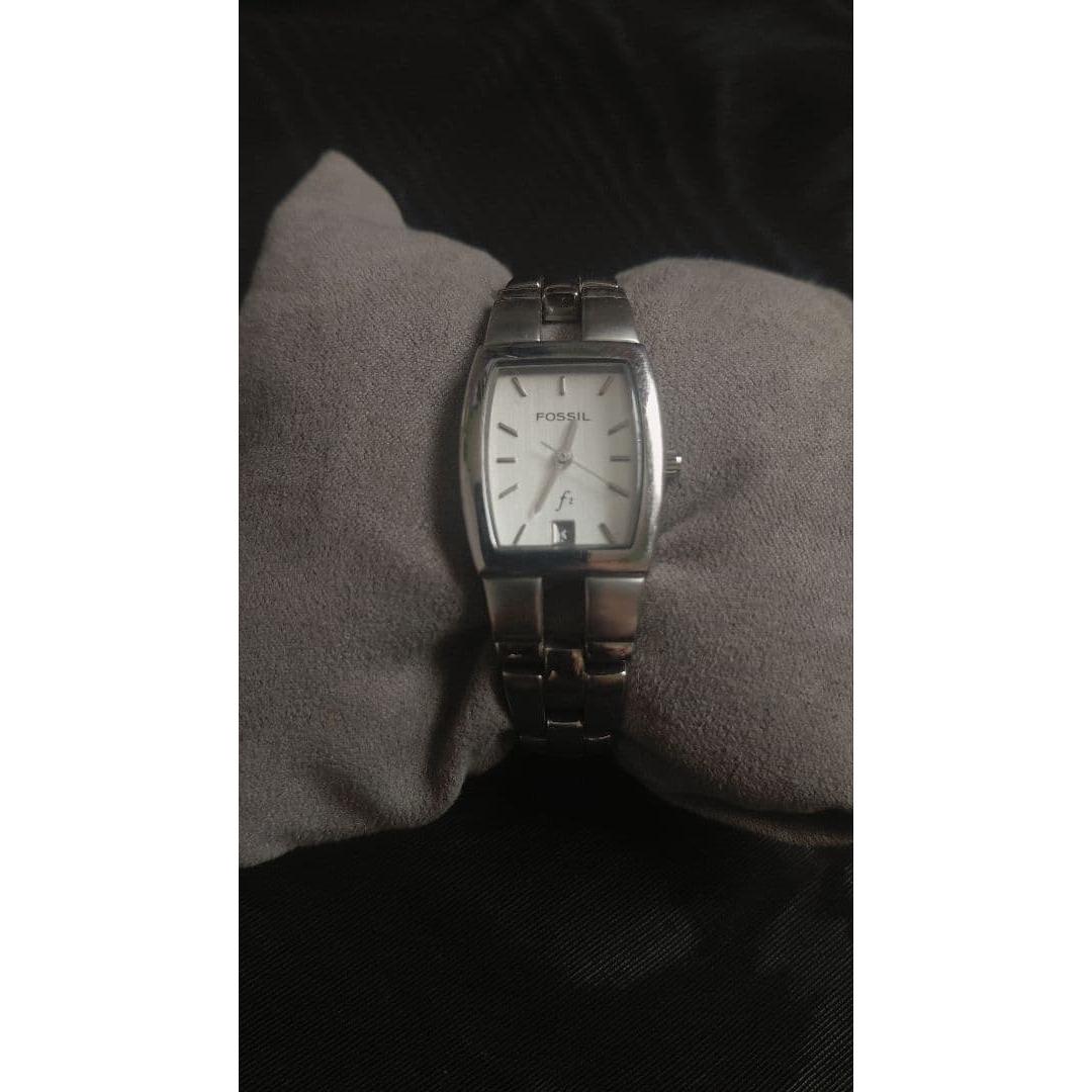 Used FOSSIL quartz watch