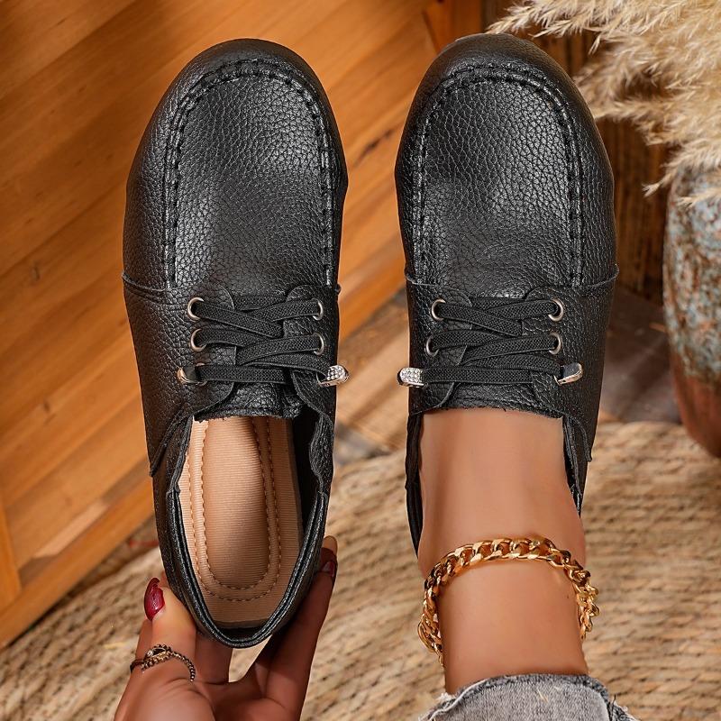 Spring New Outdoor Flat Slip-On Casual Shoes – Large-Size Comfortable Women's Footwear