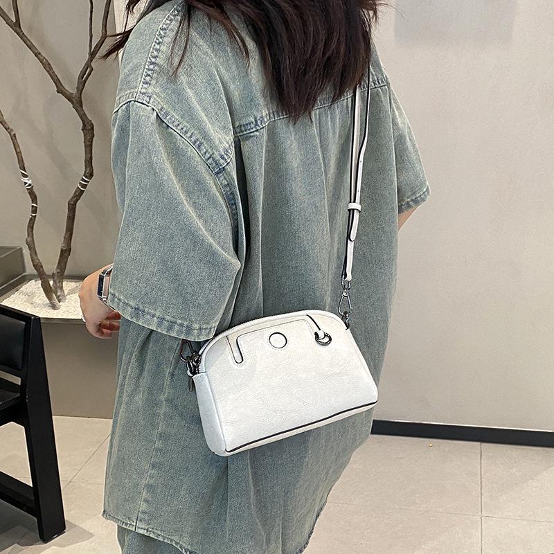 Women's 2025 Light Luxury Leather Shoulder Bag - Oil Wax, Multi-layer, Versatile, Commuter Crossbody Square Design.