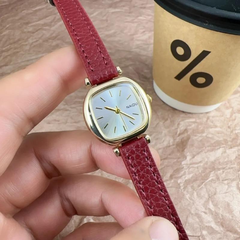 Fashion Women Watches Small Dial Quartz Watch Luxury Gift Ladies Watch Student Leather Strap Wristwatch Relojes Para Mujer