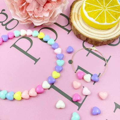 Accessori per la creazione di gioielli in acrilico a forma di cuore Colore solido Materiale fatto a mano Perline sciolte 10*11,5 mm 20 PZ Collane Braccialetti Moda Fai da te