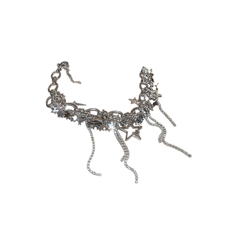 Rhinestone Star Tassel Necklace: Elegant European-American Clavicle Chain with Sequin Cutout for a Versatile, Luxurious, Sweet and Cool Style.