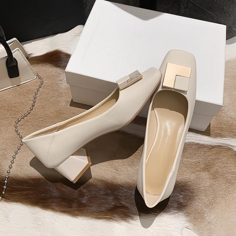 Niche square head single shoes women's spring and summer new thick heel middle heel work shoes versatile non-slip square buckle women's single shoes