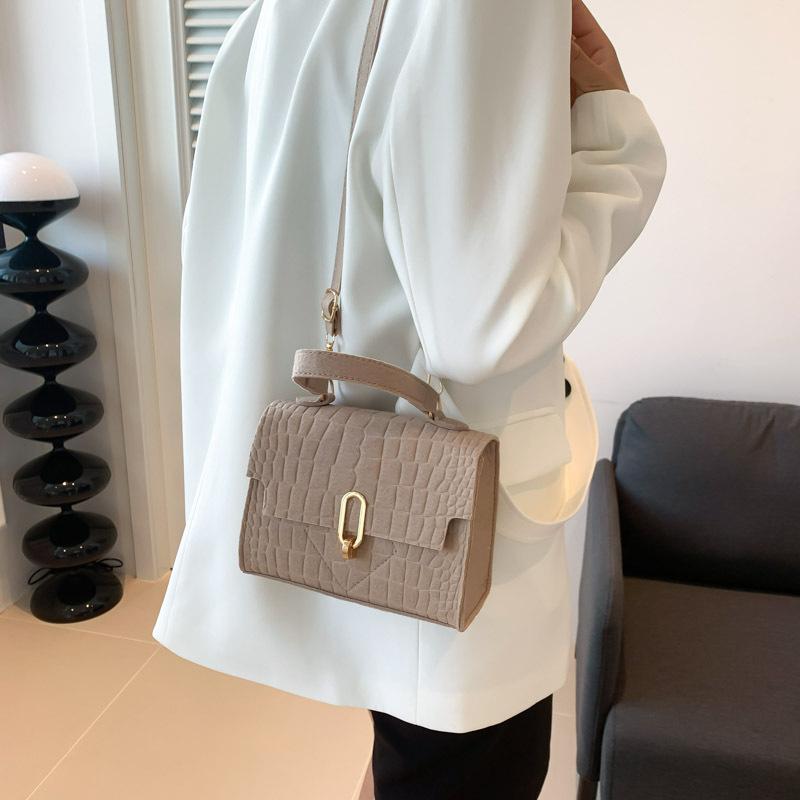 Retro einfache kleine quadratische Tasche Persönlichkeit und schöne Schultertasche Sommer neue Mode Trend Umhängetasche Handtasche