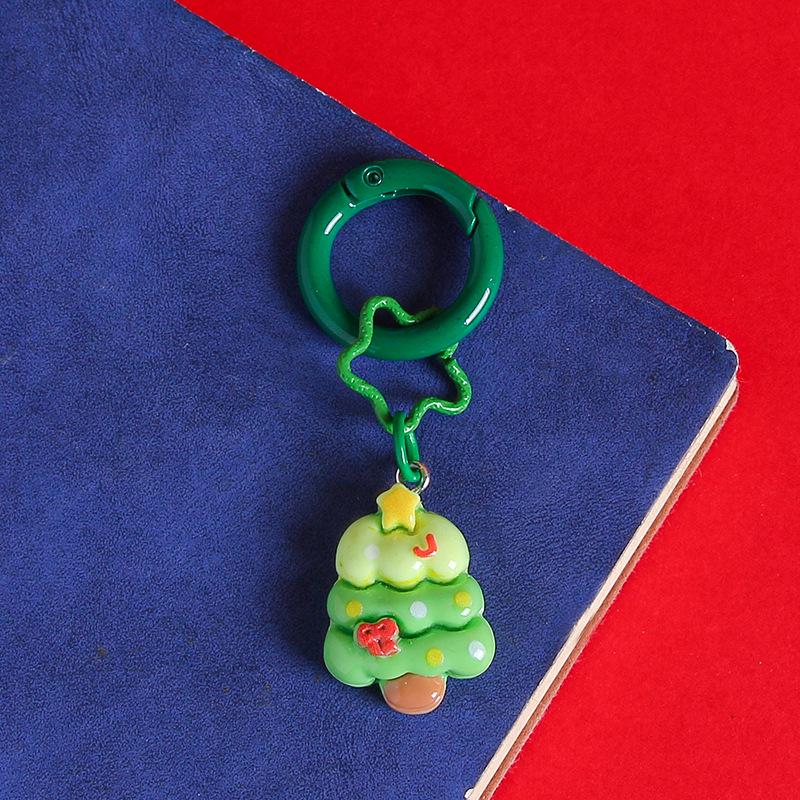 Cartoon Christmas Keychain: Cute Tree, Santa, and Snowman Accessories for Kids' Schoolbag Decoration