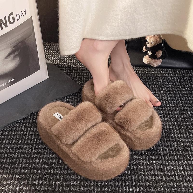Korean version of small man thick-bottomed muffin heightening plush slippers women's autumn and winter outer wear advanced sense 2025 new model