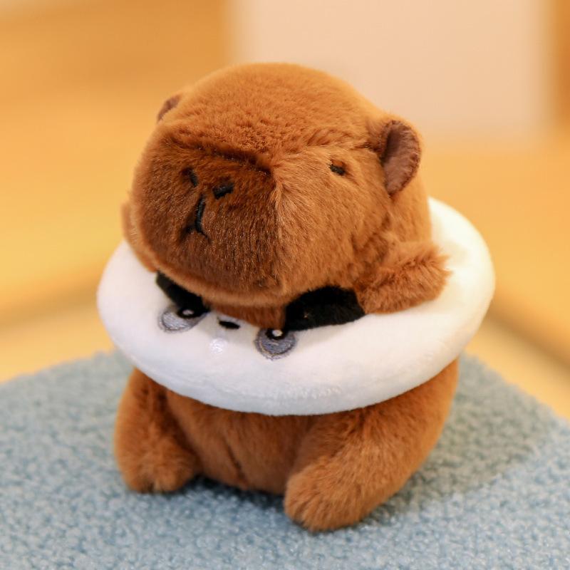 Capybara Keychain Bagpack Pendant Hanging Ornament Capibala Ornament Car Accessories Gift for Kids Guests Baby Shower Gifts