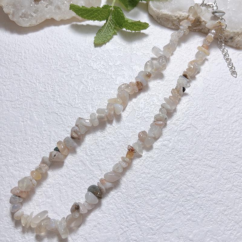 Богемное агатовое ожерелье-чокер из натуральной хрустальной крошки Pebble Necklace 5-8cm 20-38g