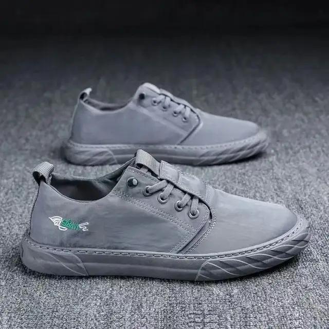 Zapatos de Tela de Pekín Antiguos para Hombre Verano Tela de Seda de Hielo Transpirable Protección Laboral Slip-on Zapatos de Tablero Casuales de Lona Blanca para Hombre