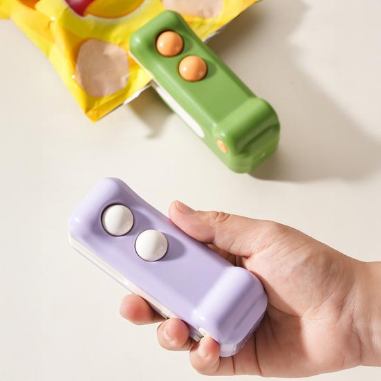 Mini Zgrzewarka do Torebek Plastikowych Ręczna Zgrzewarka Cieplna Ładowanie USB Przenośna Zgrzewarka do Torebek na Przekąski Owoce Przyprawy