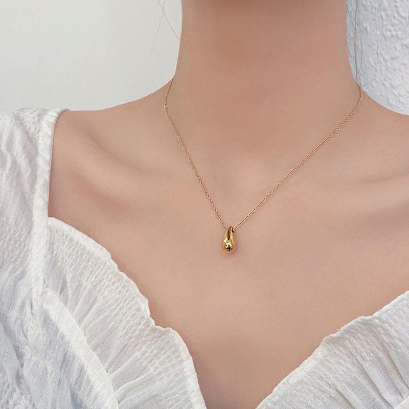 Korean Minimalist Water Drop Titanium Steel Pendant Necklace - Trendy European/American Women’s Light Luxury Clavicle Jewelry