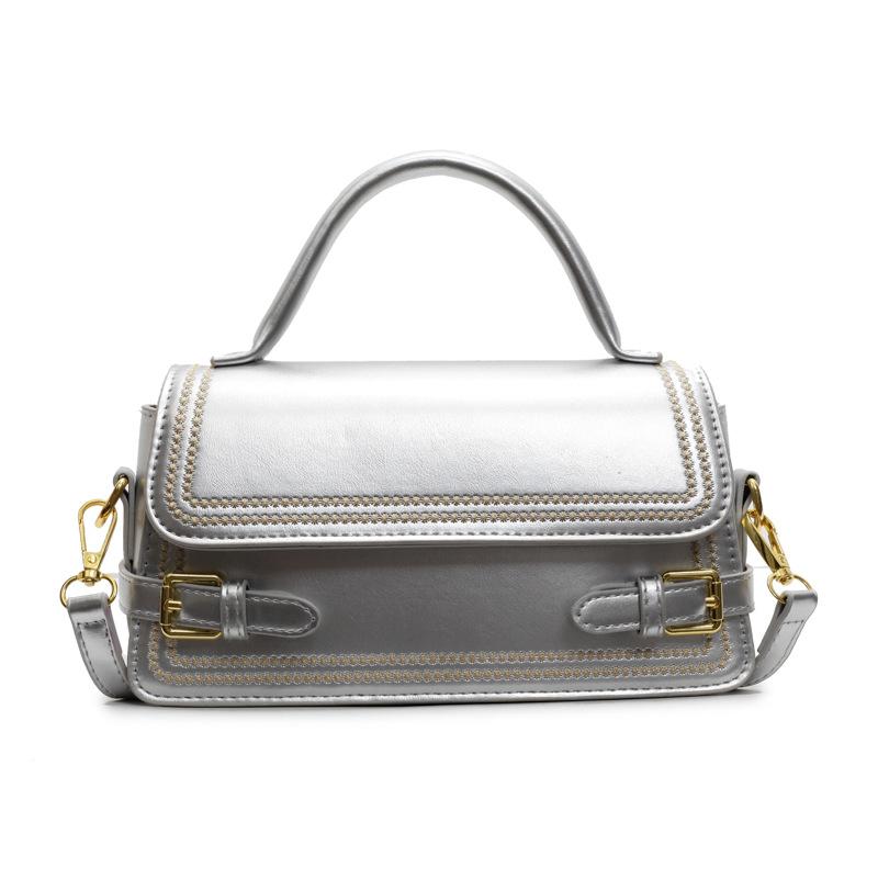 Wholesale new product French retro simple style niche portable small square bag temperament commuter style advanced sense messenger bag women