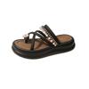 Women's Korean version of cool slippers thick-soled non-slip one-word slippers 2025 summer outer wear lady set toe pearl Roman sandals