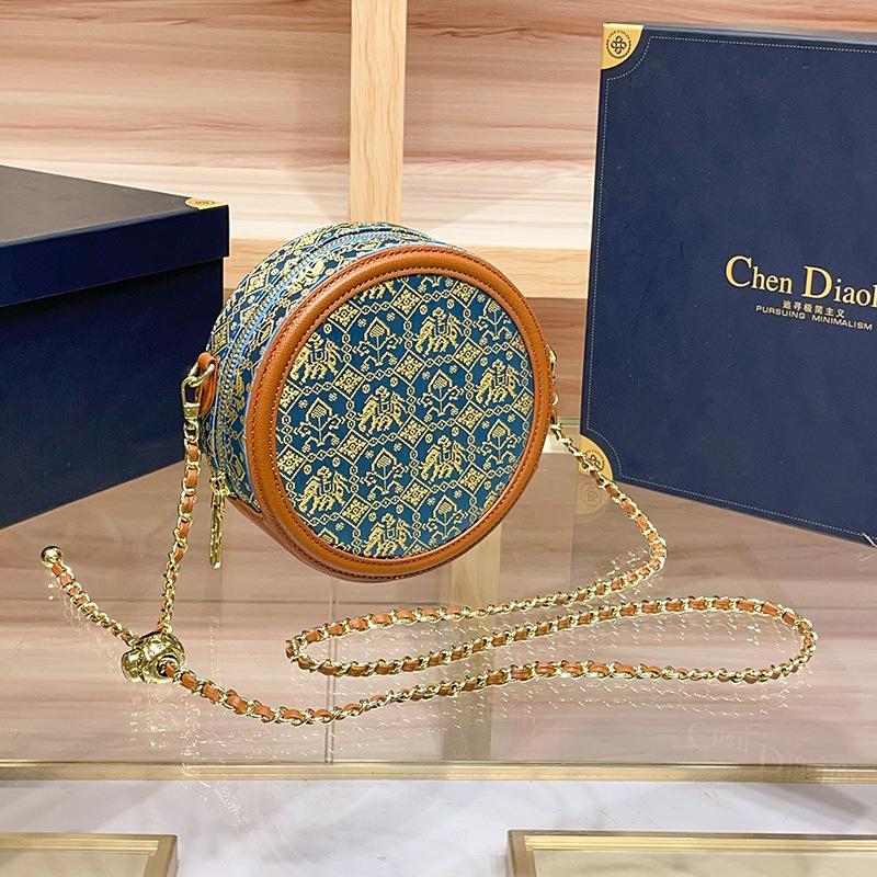 Crossbody Handbag with High-end Luxury Ethnic Style Fashion Chain Strap Women's Small Round Bag