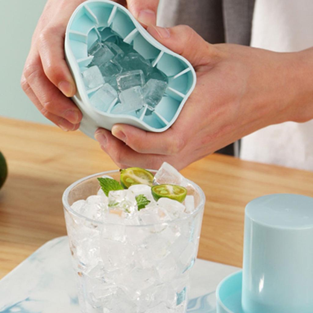 Silicone Ice Cube Mold, Cylinder 3D Ice Cubes Maker with 60 Ice Cubes