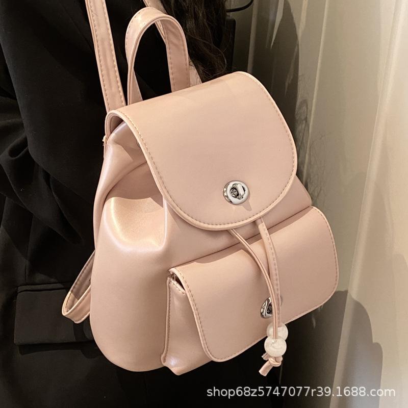 Korean niche design student backpack Xiaohongshu live broadcast super fire small fragrant travel bag college style small schoolbag