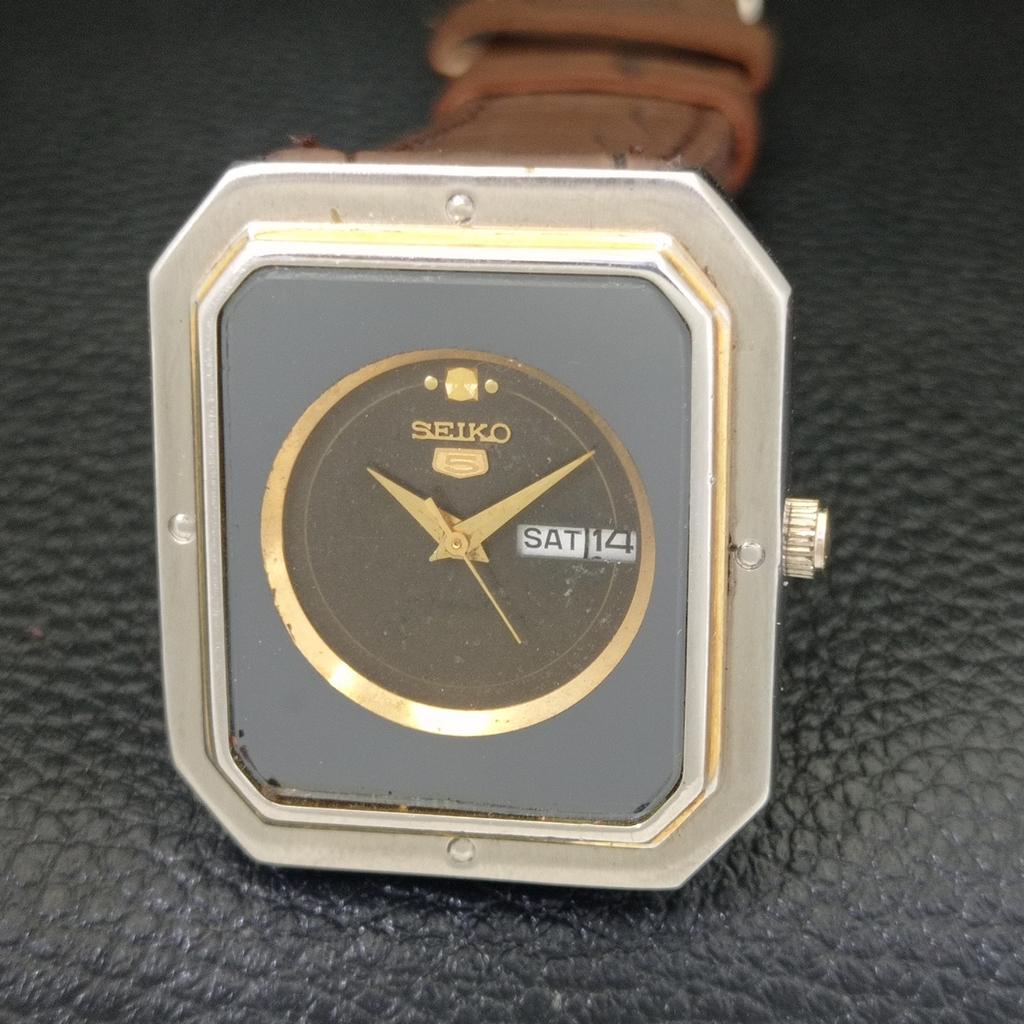 VINTAGE SEIKO 5 AUTOMATIC 2949A JAPAN BOY ORIGINAL DIAL WATCH a704293-1 R213i-a704293