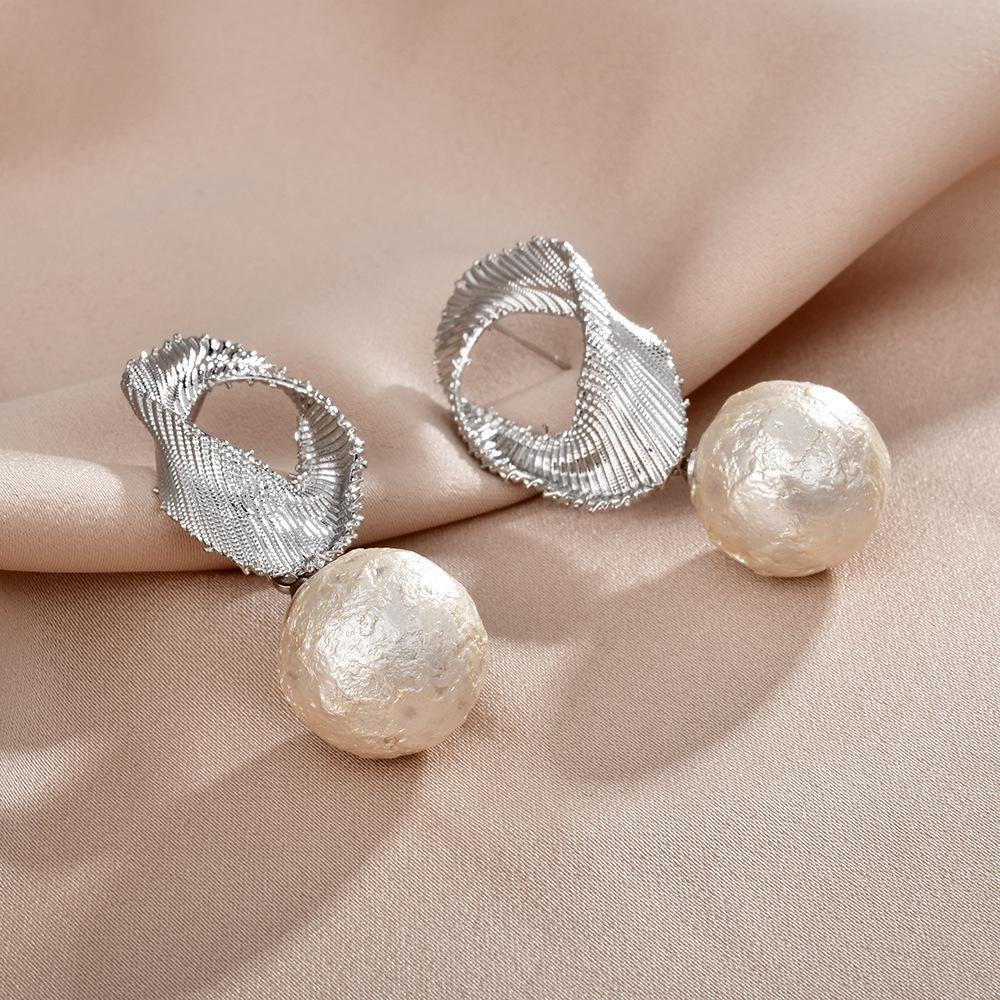 2026 Vintage French Ribbon Stripe Pearl Earrings - Elegant Gold Plated Textured Cotton Pearl Drop Earrings for Women High-End Jewelry