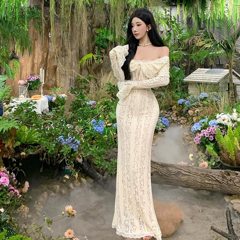 Fairy Gentle One-word Shoulder Lace Dress French Temperament Tube Top Waist Hip Trailing Long Dress