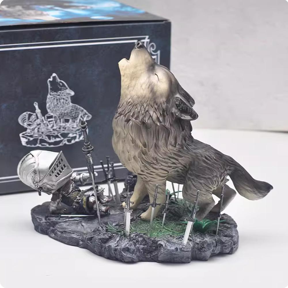 

21cm Dark Souls The Great Grey Wolf Sif & Oscar Figure Toy Collection Desktop Model without box