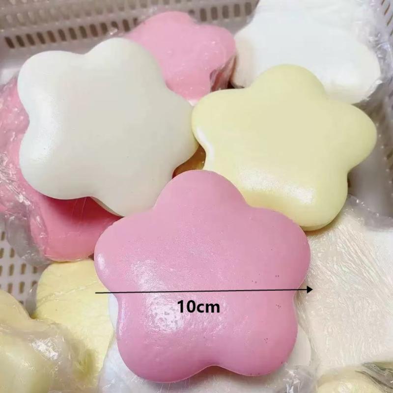 Cute Star Stress Relief Squeeze Toy Kawaii Soft Slow Rising Wet Texture Toy for Kids Birthday Party Small Gift