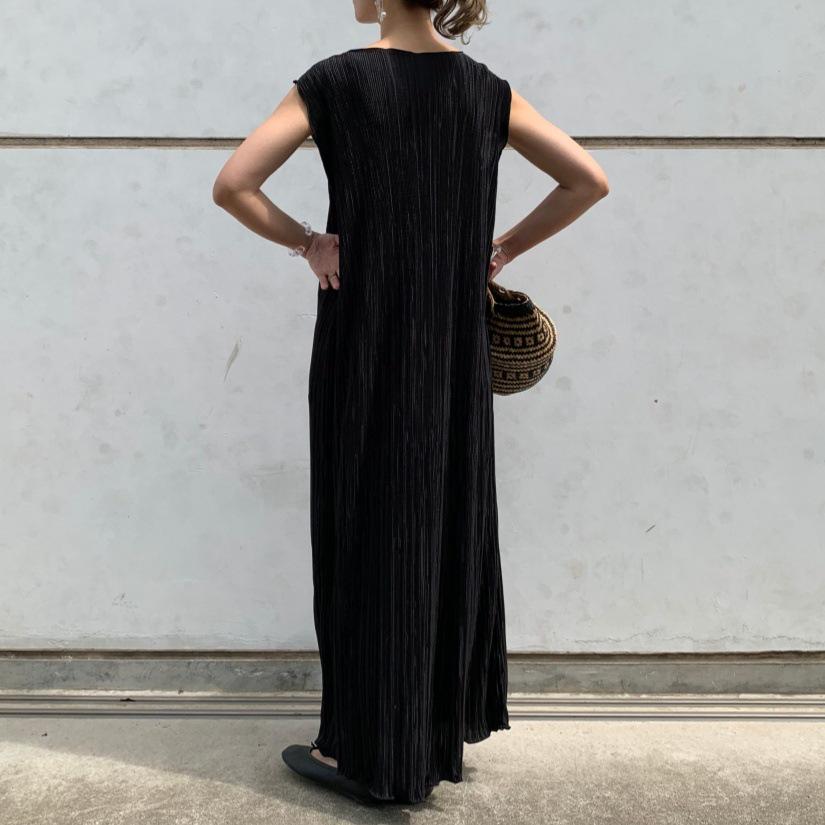 2026 Sommer Damen Japanischer Stil Faltenärmelloses Kleid - Lockerer Schnitt, Vielseitig, Elegant