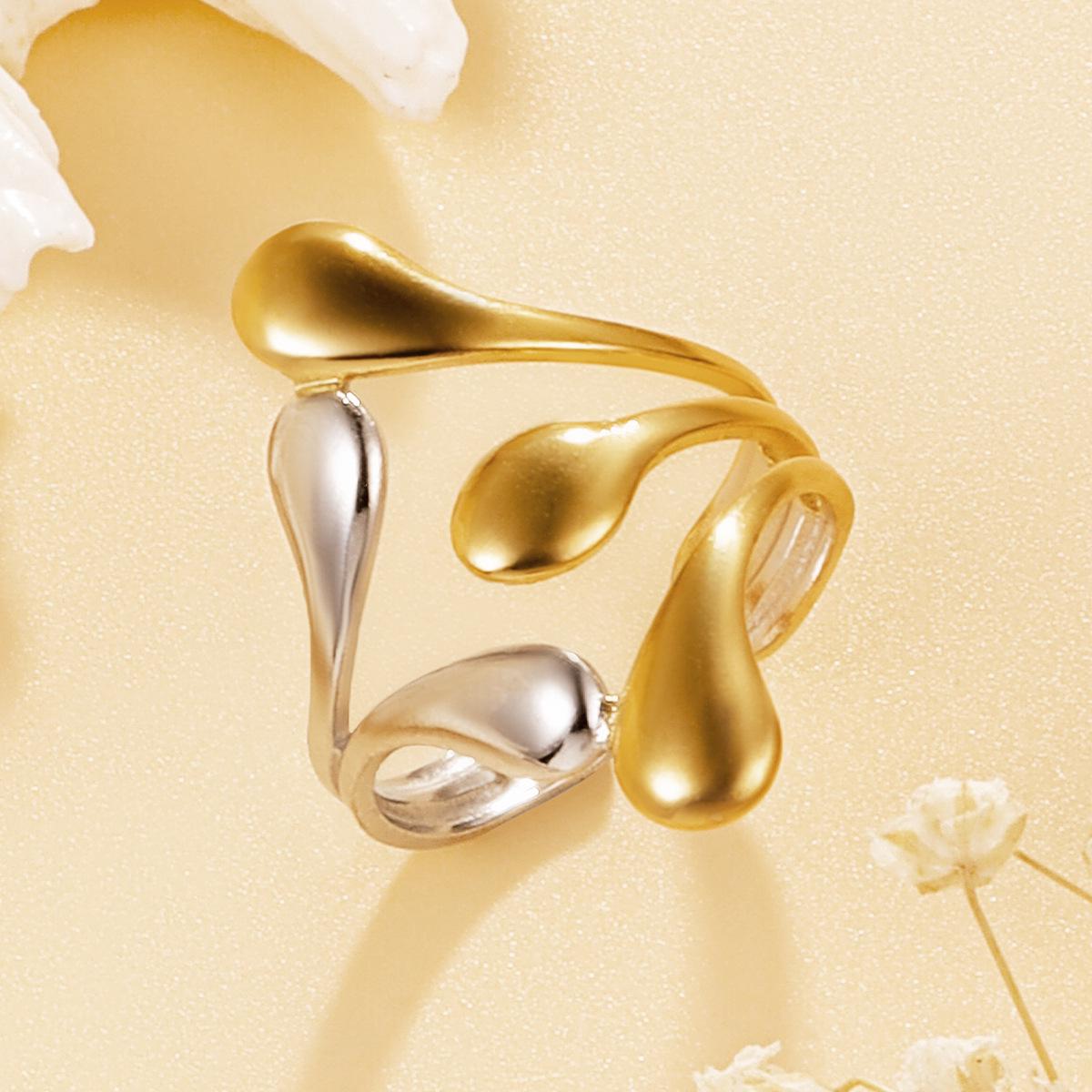 Simple Geometric Gold Stainless Steel Ring - Vacuum-Plated 18K Gold
