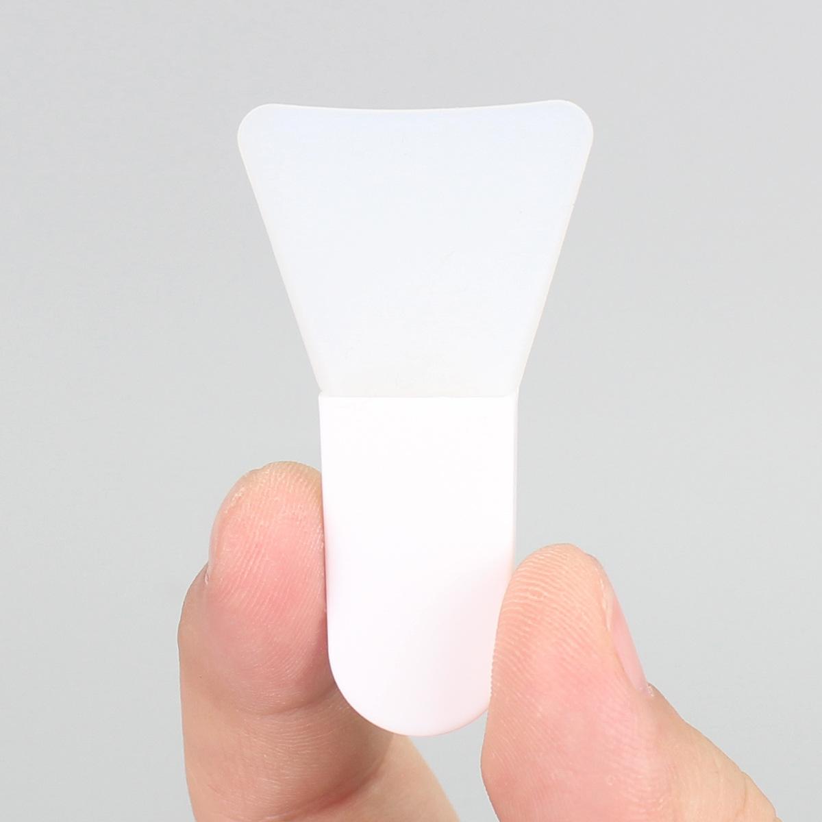 

3PCS Mini Silicone Mask Brush Cosmetic Brush Facial Beauty Tools Are Suitable for Travel and Portable Skin Care Makeup Brush Set