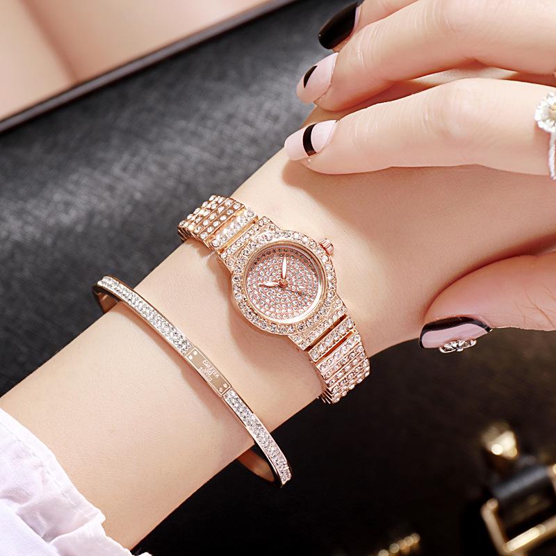 Women's Fashion Quartz Watch with Diamond-Inlaid Square Dial and Alloy Band.