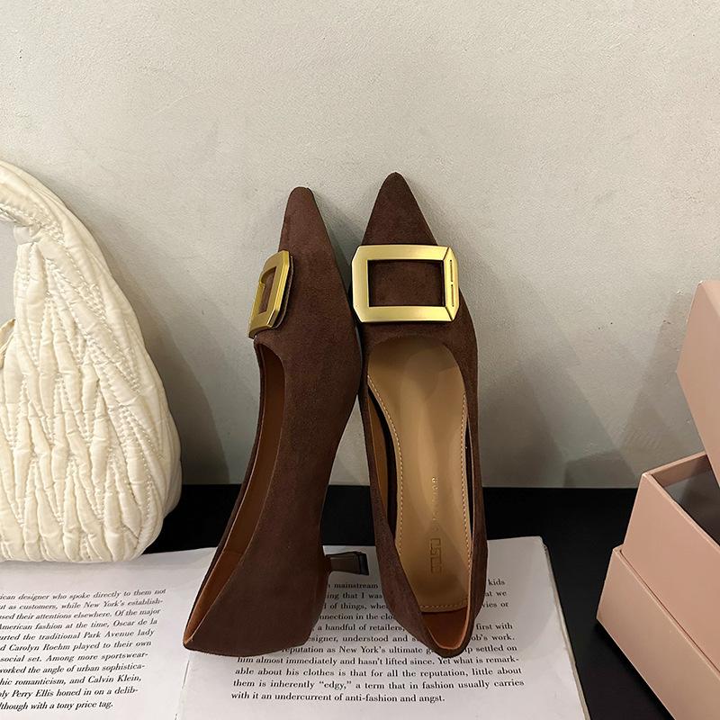 

Французские туфли на высоком каблуке женские черные рабочие туфли темперамент знаменитость открытый носок шпилька новые остроносые красные свадебные туфли осень и зима 40 коричневый