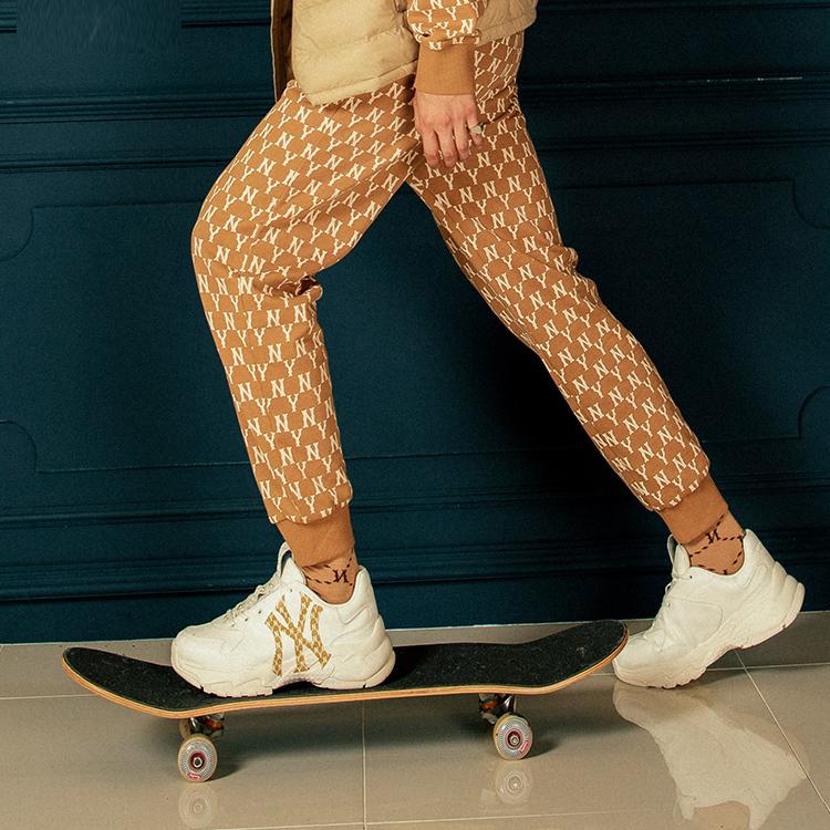 New MLB Knitted Sports Pants Unisex Brown 31TPM6041-50B