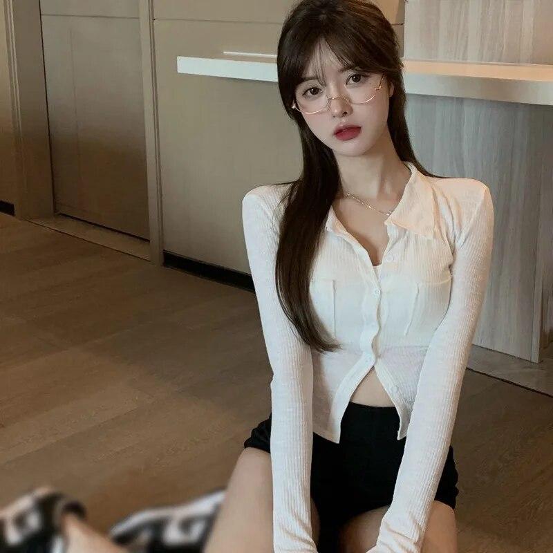 

Жіночі однотонні приталені однобортні светри-джемпери з довгими рукавами, трикотажні вироби на ґудзиках, осінні вбрання One Size