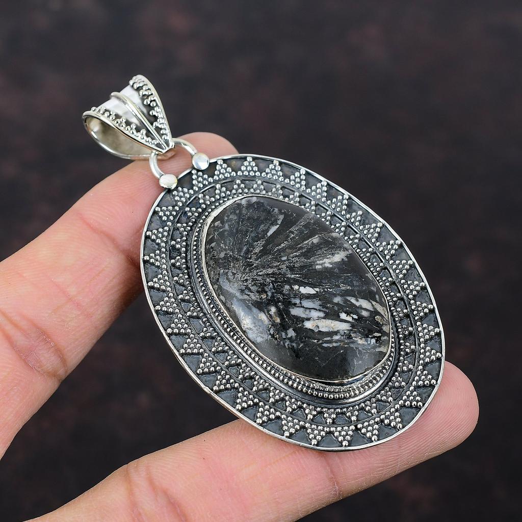 Krysantemumpendant Ädelstenshantverkspendant 925 Sterling Silver Pendant Krysantemumsmycken Vacker Vintagehänge Förlovningsgåva