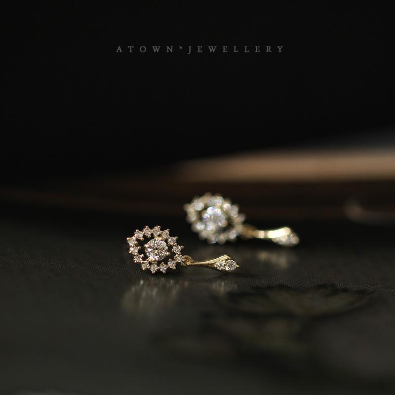 2025 French Retro Zircon Tassel Stud Earrings - Summer Niche Design