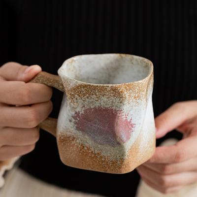 Tazze irregolari, tazze in ceramica di nicchia, fonti transfrontaliere, tazze da caffè creative giapponesi, tazze da acqua per la casa, regali