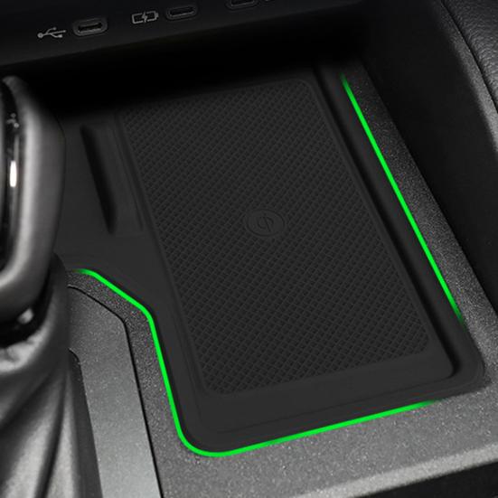 Bezdrátové nabíjení středové konzoly Ochranná podložka odolná proti opotřebení Neklouzavý design Vodotěsná podložka středové konzoly pro Toyota Prado 2024-2025