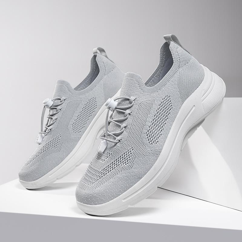 

Large size men s summer breathable mesh shoes fly-woven mesh lightweight soft sole black sports shoes casual men s shoes 48 светло-серый