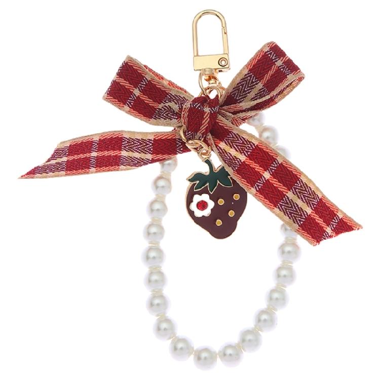 Strawberry Keychain Lovely Bows Keychain Car Key Rings Imitation Pearls Keychain Bag Charm for Bag Decoration