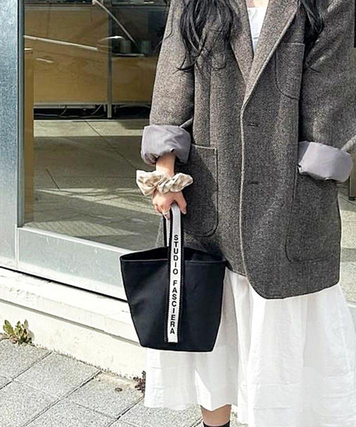 Fasciera One-Handle Canvas Bucket Bag_Valkan 10