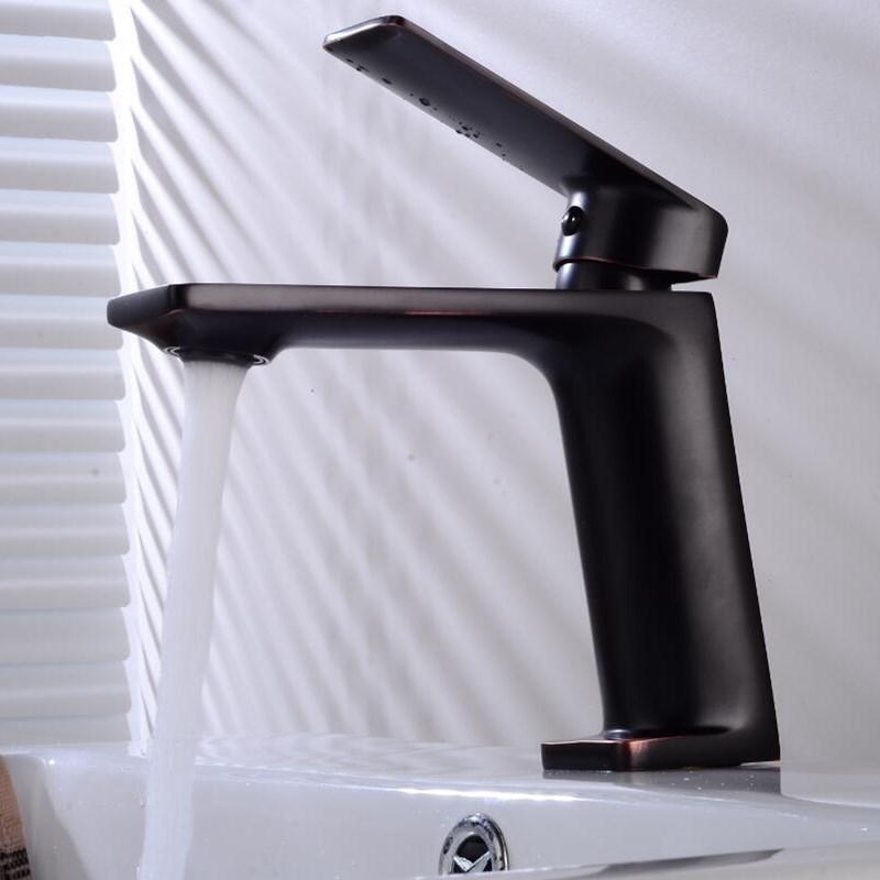 Chrome Basin Faucet Bathroom Sink Faucet Single Lever Chrome Faucet Basin Taps Deck Vintage Wash Hot Cold Mixer Tap Crane Brass