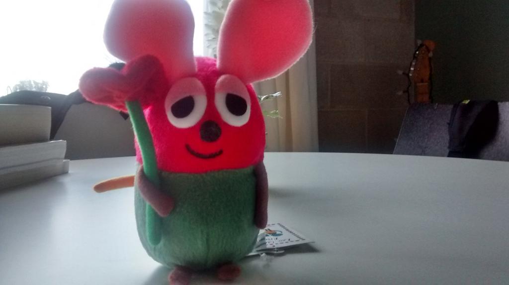 Frederick (Various Frederick Colors) S Plush Toy, 15cm Tall, Red