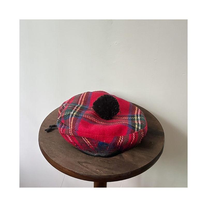 

Children s Hat Autumn and Winter Korean Version Retro Splicing Plaid Wear Beret Personalized Fur Ball Boy and Girl Painter Hat Trend (49-52CM)