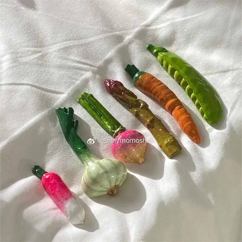 

6pcs French Mushroom Chopstick Cutlery Holder Colorful Resin Knife Fork Spoon Coaster Holder Mushroom Umbrella Vintage Ornament